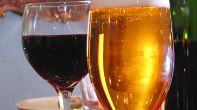 напитки для здоровья и спорта - пиво или красное вино