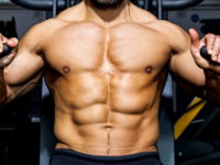 5 упражнений, которые заставят расти грудные мышцы