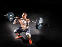 Фронтальные приседания и боль в запястьях — как исправить